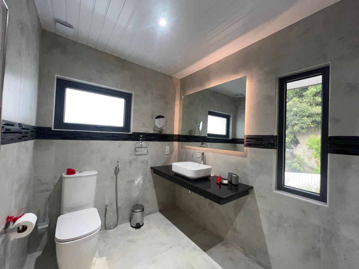 Le Port Guest House باي سانت آن المظهر الخارجي الصورة